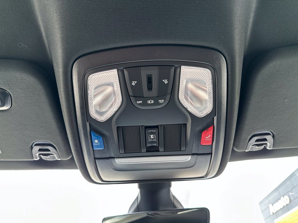 Used 2023 RAM 1500 Big Horn AWD/4WD image 36