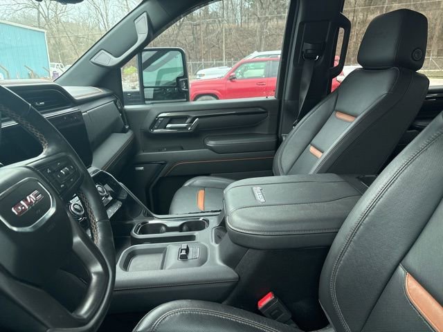 Used 2025 GMC Sierra 2500 AT4 w/ AT4 Premium Plus Package image 7