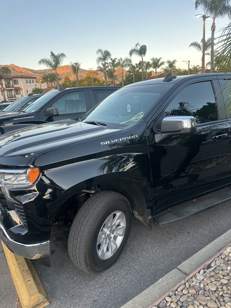 Used 2023 Chevrolet Silverado 1500 LT image 9
