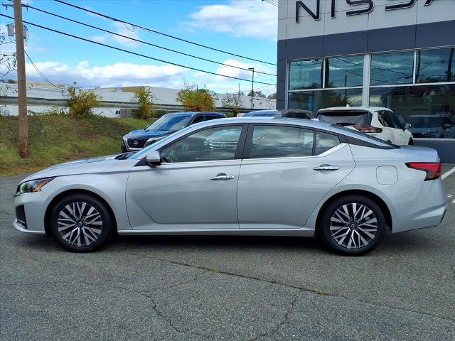 Certified 2023 Nissan Altima 2.5 SV FWD image 8