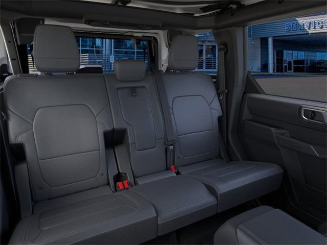 New 2025 Ford Bronco Badlands image 11