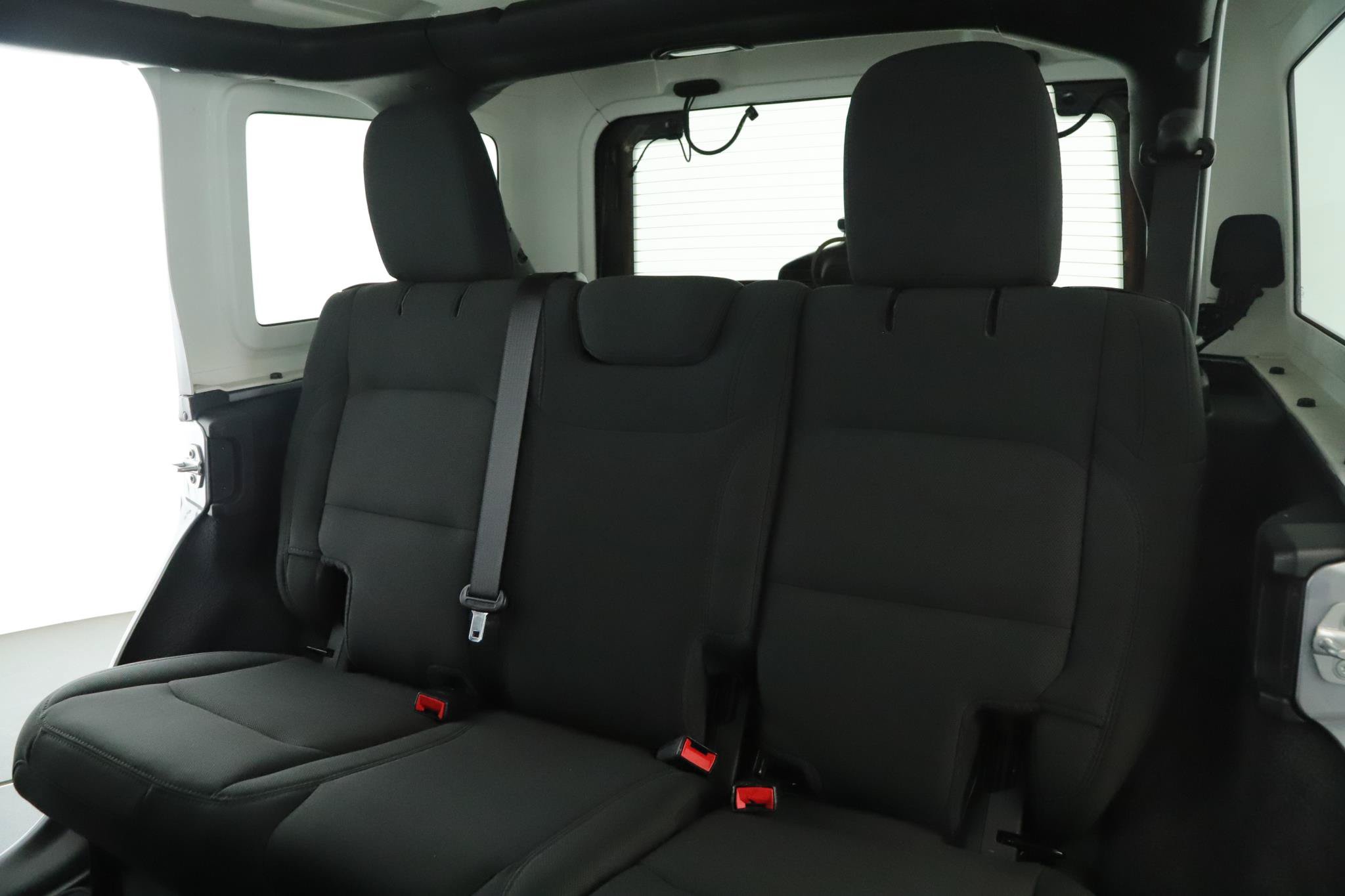 Used 2021 Jeep Wrangler Unlimited Sport AWD/4WD image 5