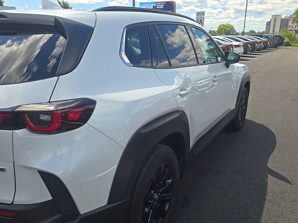 Used 2025 MAZDA CX-50 AWD 2.5 Hybrid w/ Premium Pkg image 3
