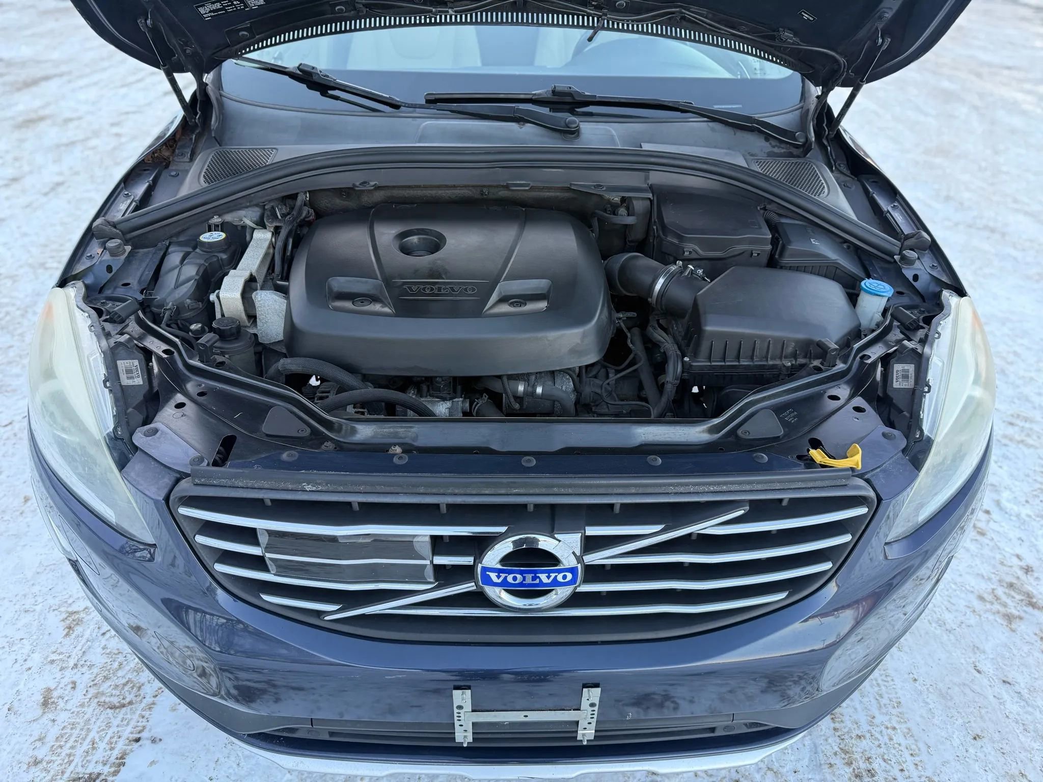Used 2015 Volvo XC60 T5 Platinum FWD image 11