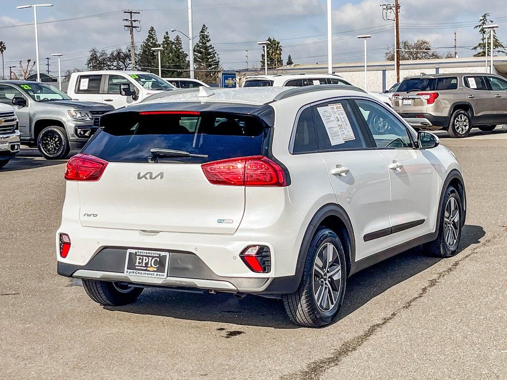 Used 2022 Kia Niro EX Premium image 15