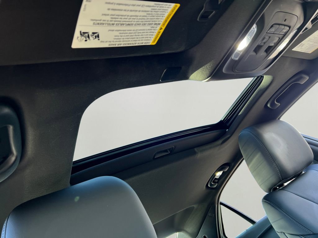 Used 2021 Cadillac CT4 Luxury w/ Sun And Sound Package image 6