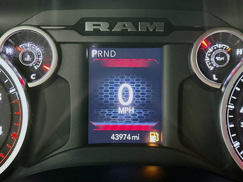 Used 2025 RAM 2500 Big Horn AWD/4WD image 15