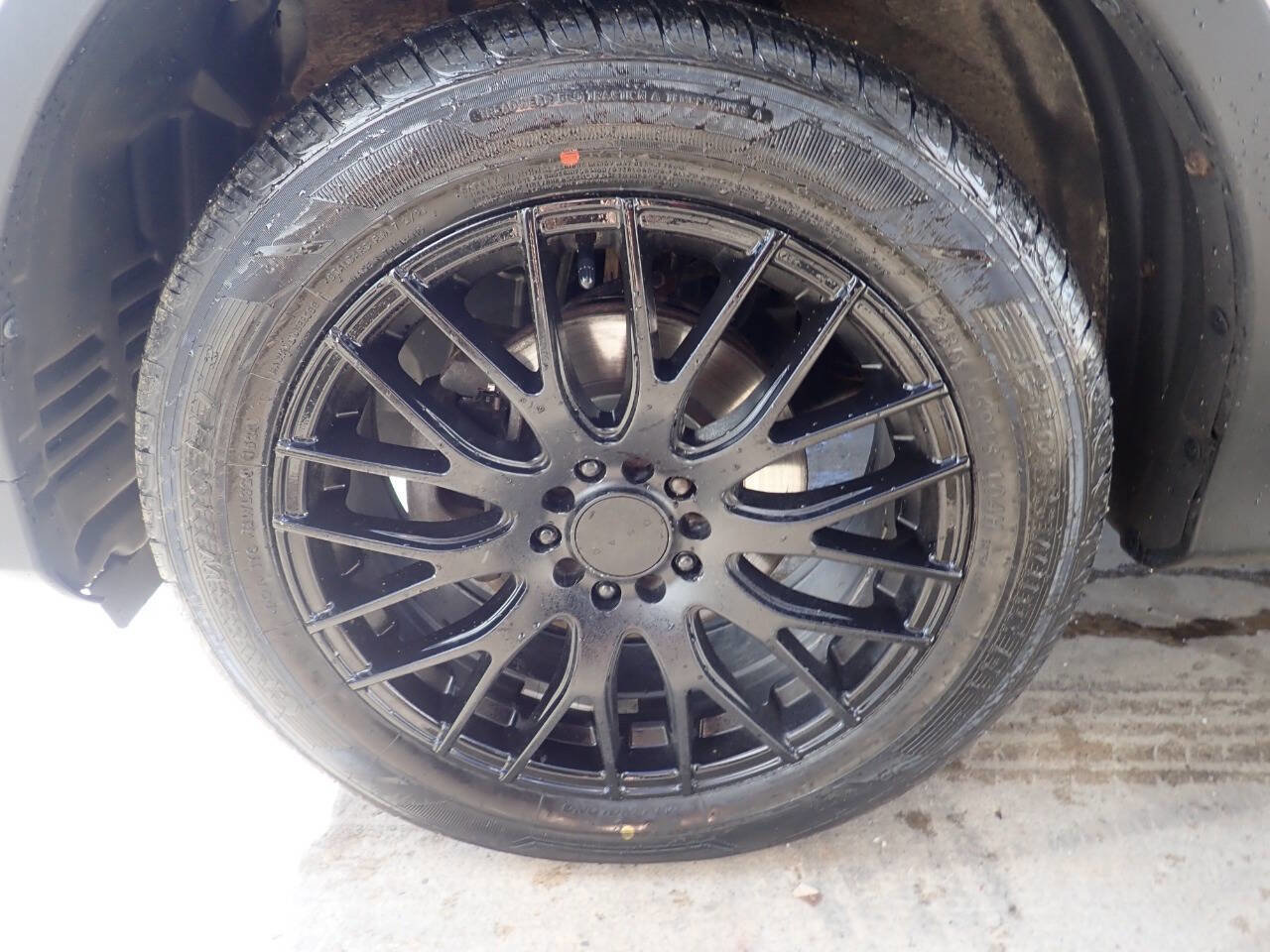 Used 2014 Toyota RAV4 Limited image 34