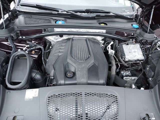 Used 2023 Porsche Macan image 20