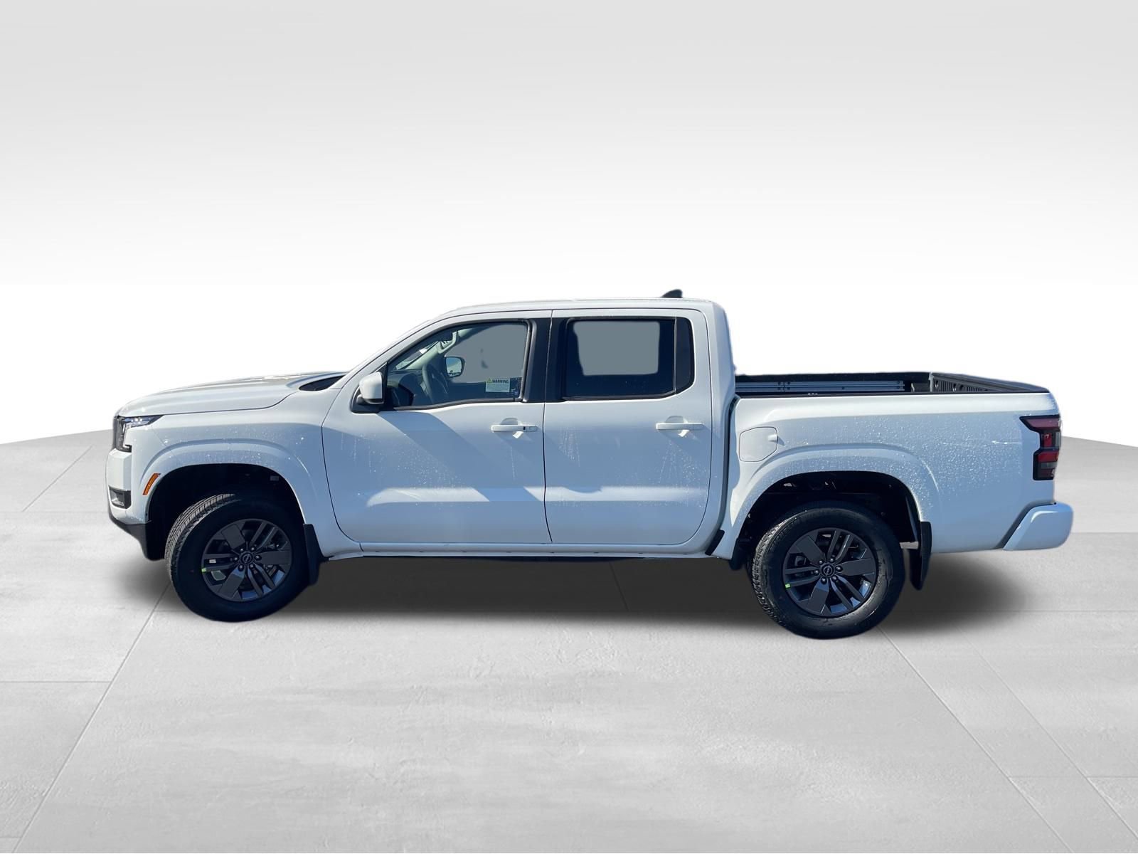 New 2026 Nissan Frontier SV image 5