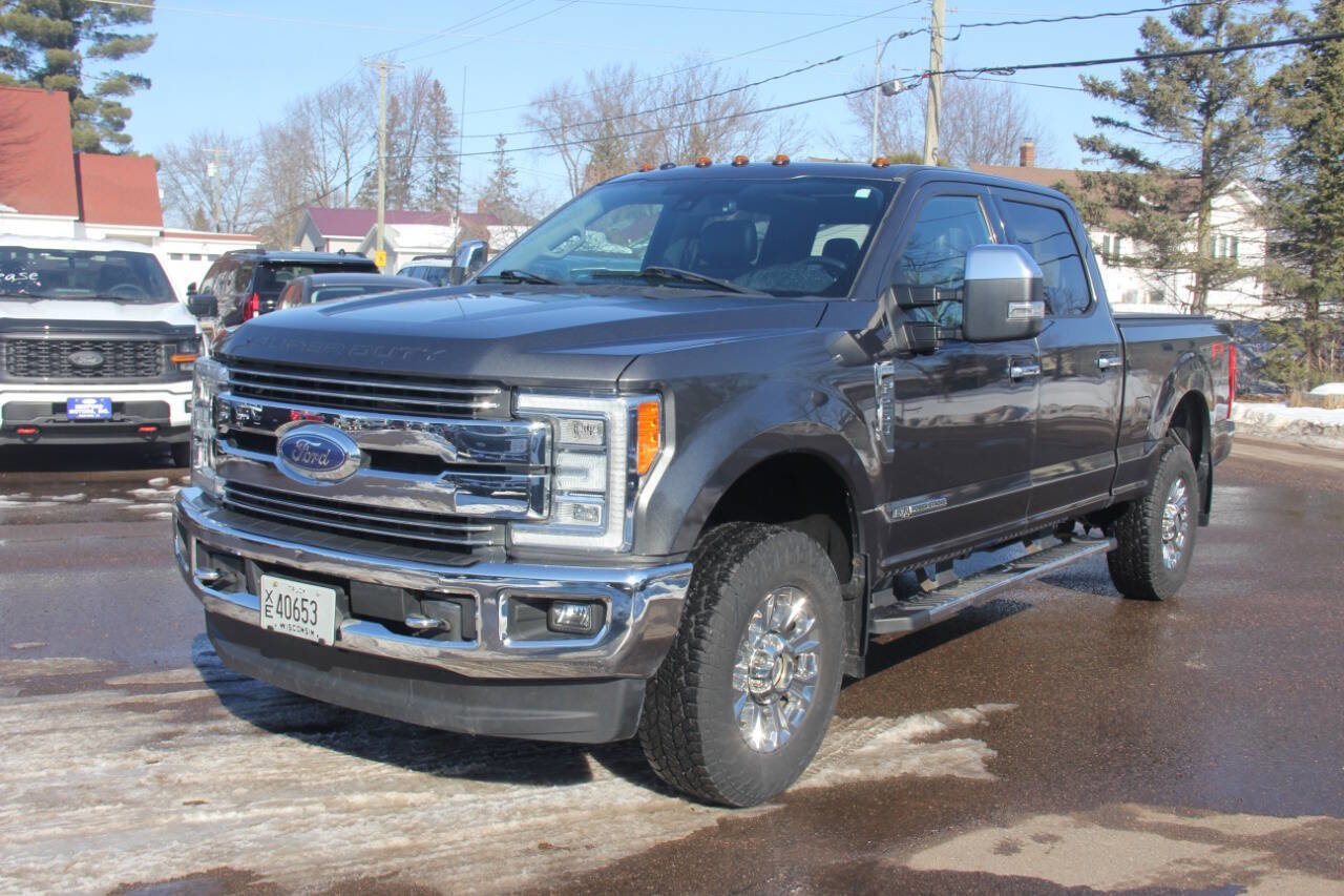 Used 2017 Ford F250 Lariat w/ Lariat Ultimate Package image 2
