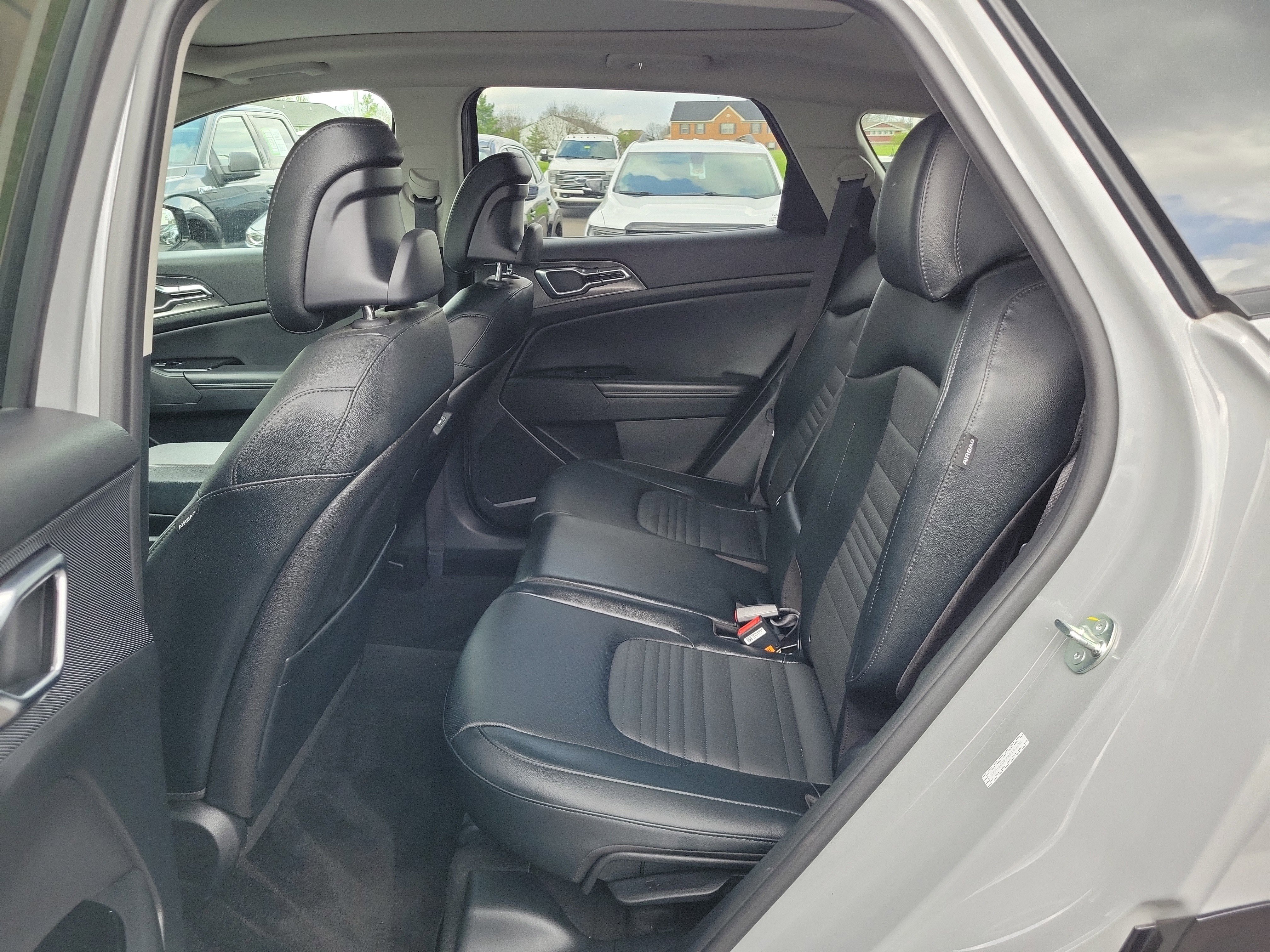 Used 2024 Kia Sportage SX image 13