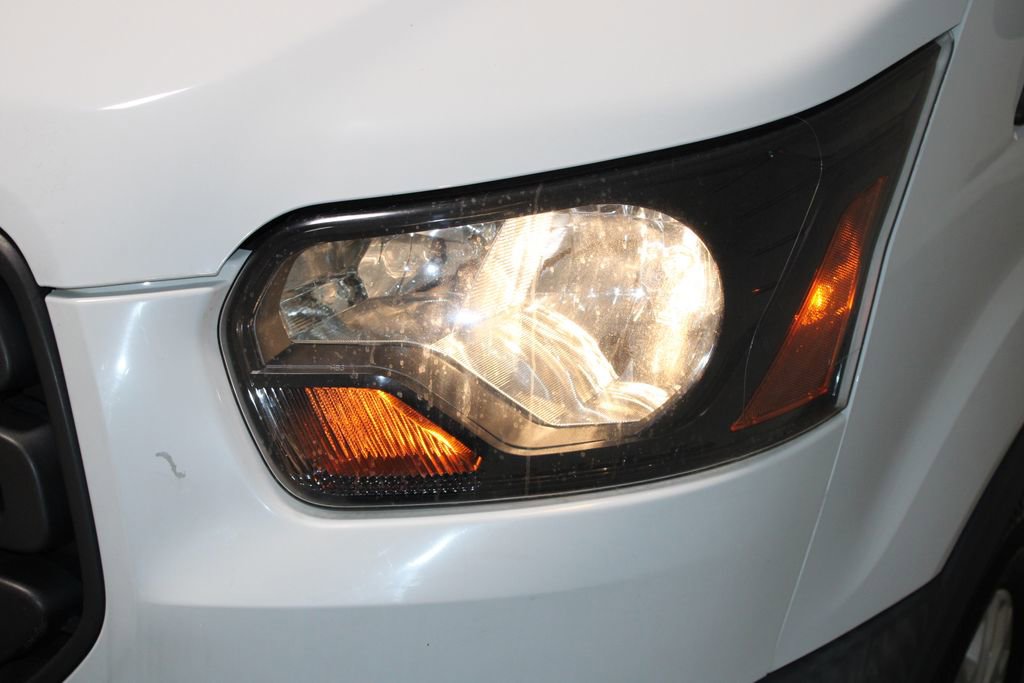 Used 2018 Ford Transit 350 XL image 48