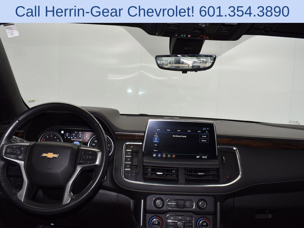 Used 2021 Chevrolet Tahoe Premier w/ Premium Package RWD image 19