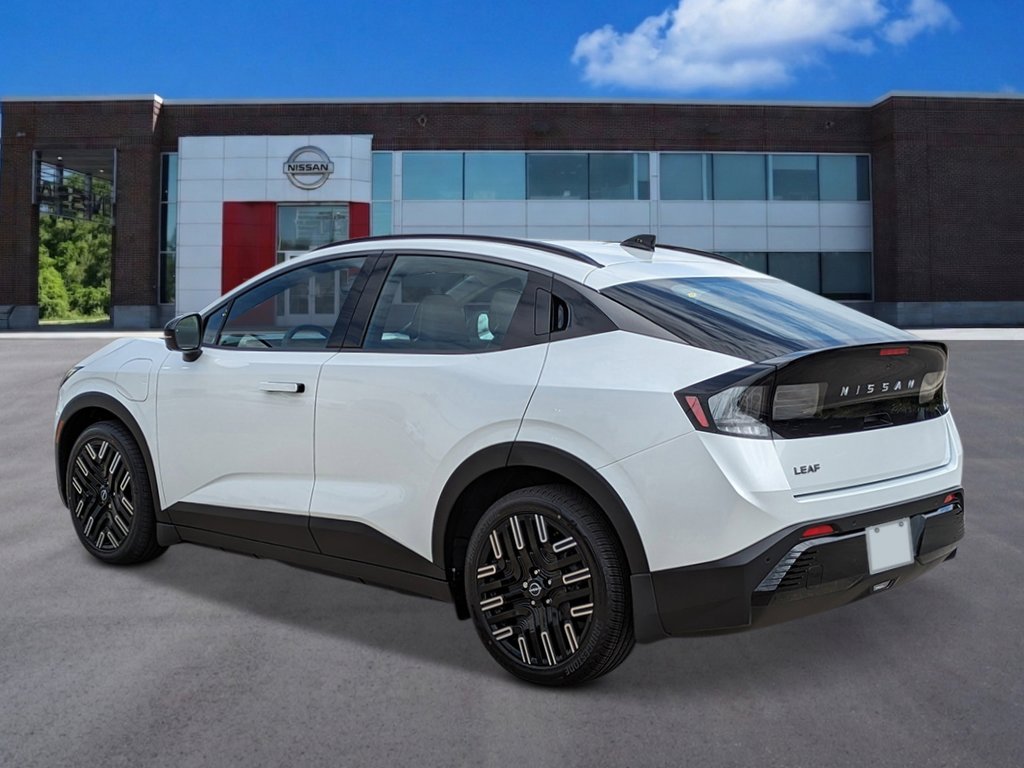 New 2026 Nissan Leaf Platinum+ w/ Cargo Package (Platinum+) image 3