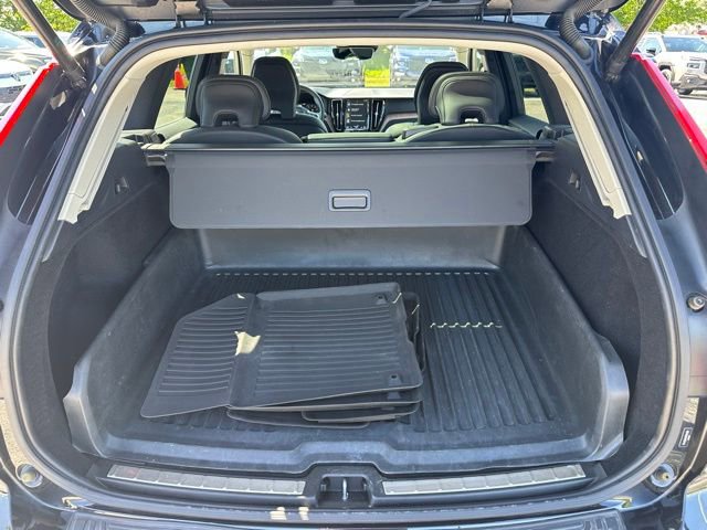 Used 2021 Volvo XC60 T5 Momentum AWD/4WD image 35