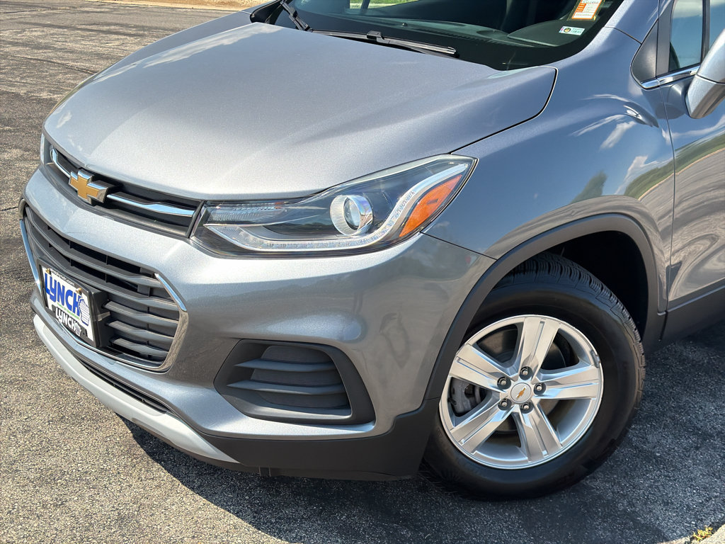 Used 2019 Chevrolet Trax LT w/ LT Convenience Package FWD image 8