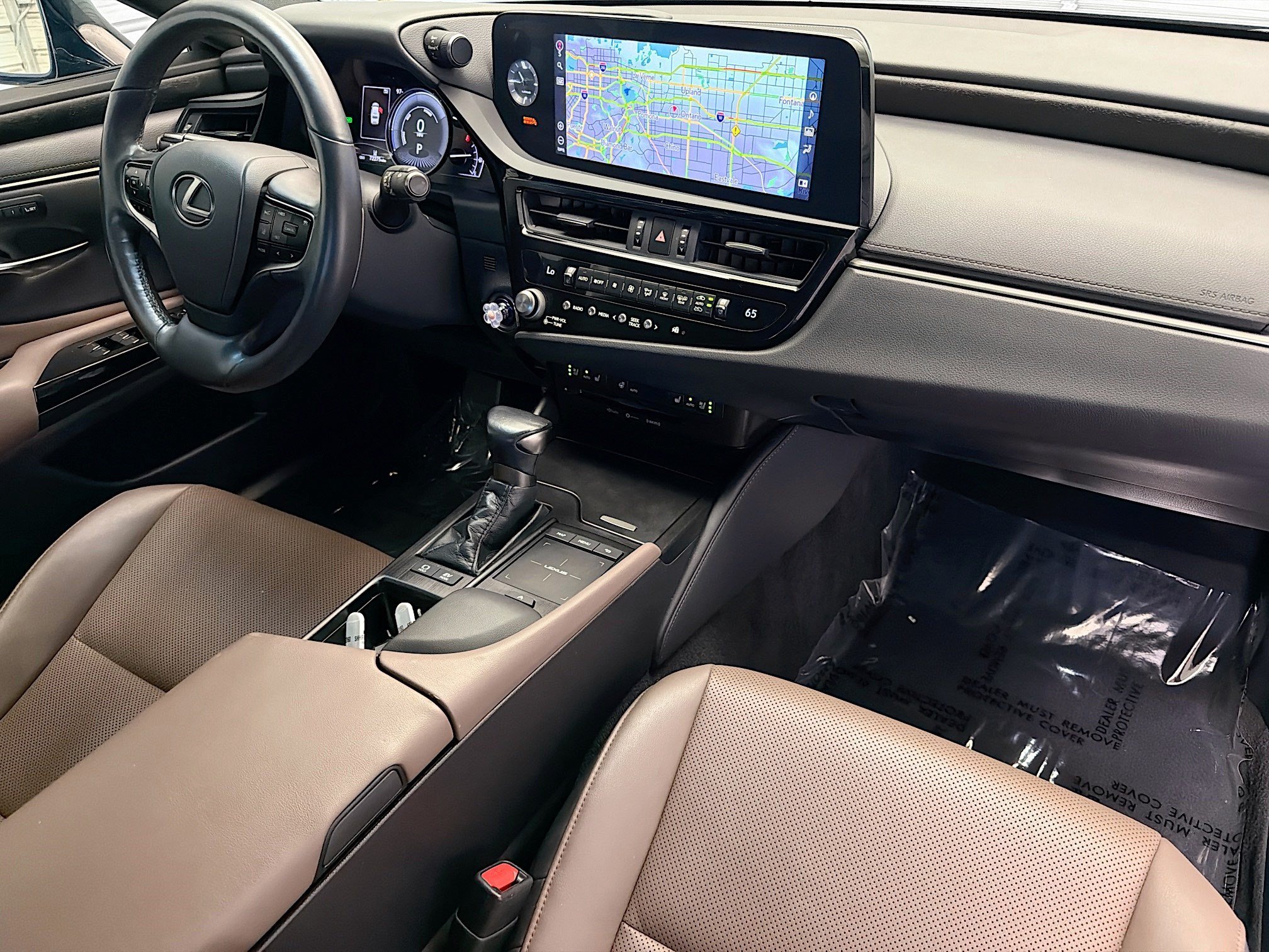 Used 2022 Lexus ES 300h w/ Premium Package FWD image 13