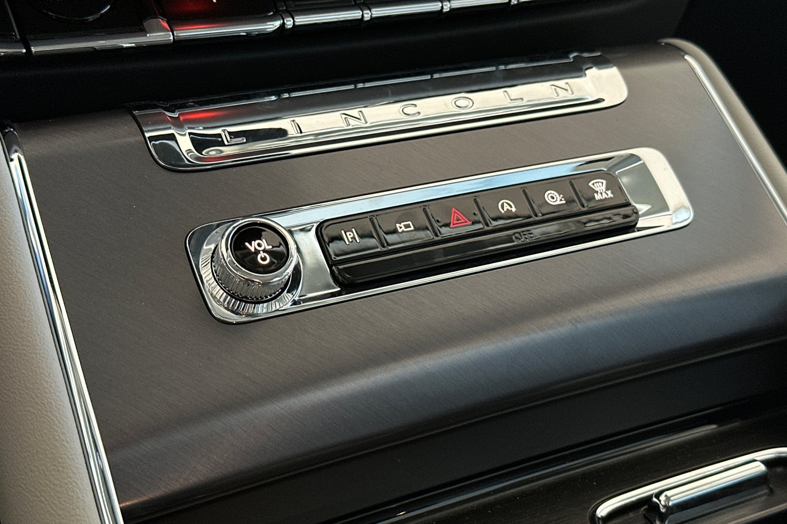 New 2026 Lincoln Aviator AWD image 21