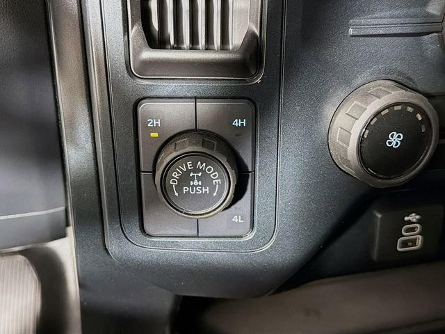Used 2025 Ford F150 XL image 19