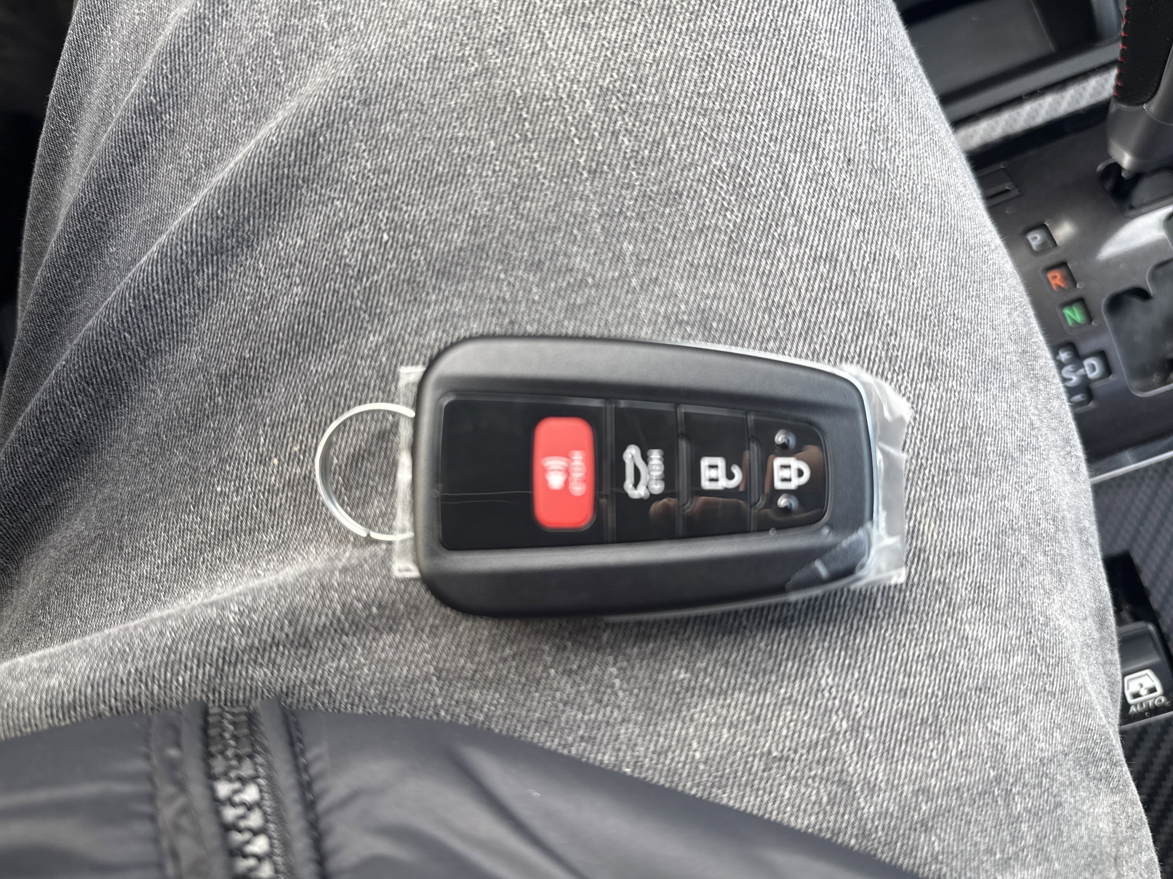 Used 2024 Toyota 4Runner TRD Off-Road Premium w/ Off Road Premium Plus Package image 30