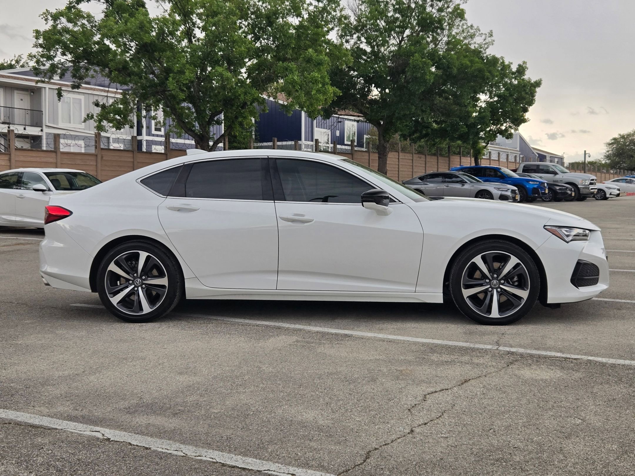 Certified 2025 Acura TLX w/ Technology Package image 2