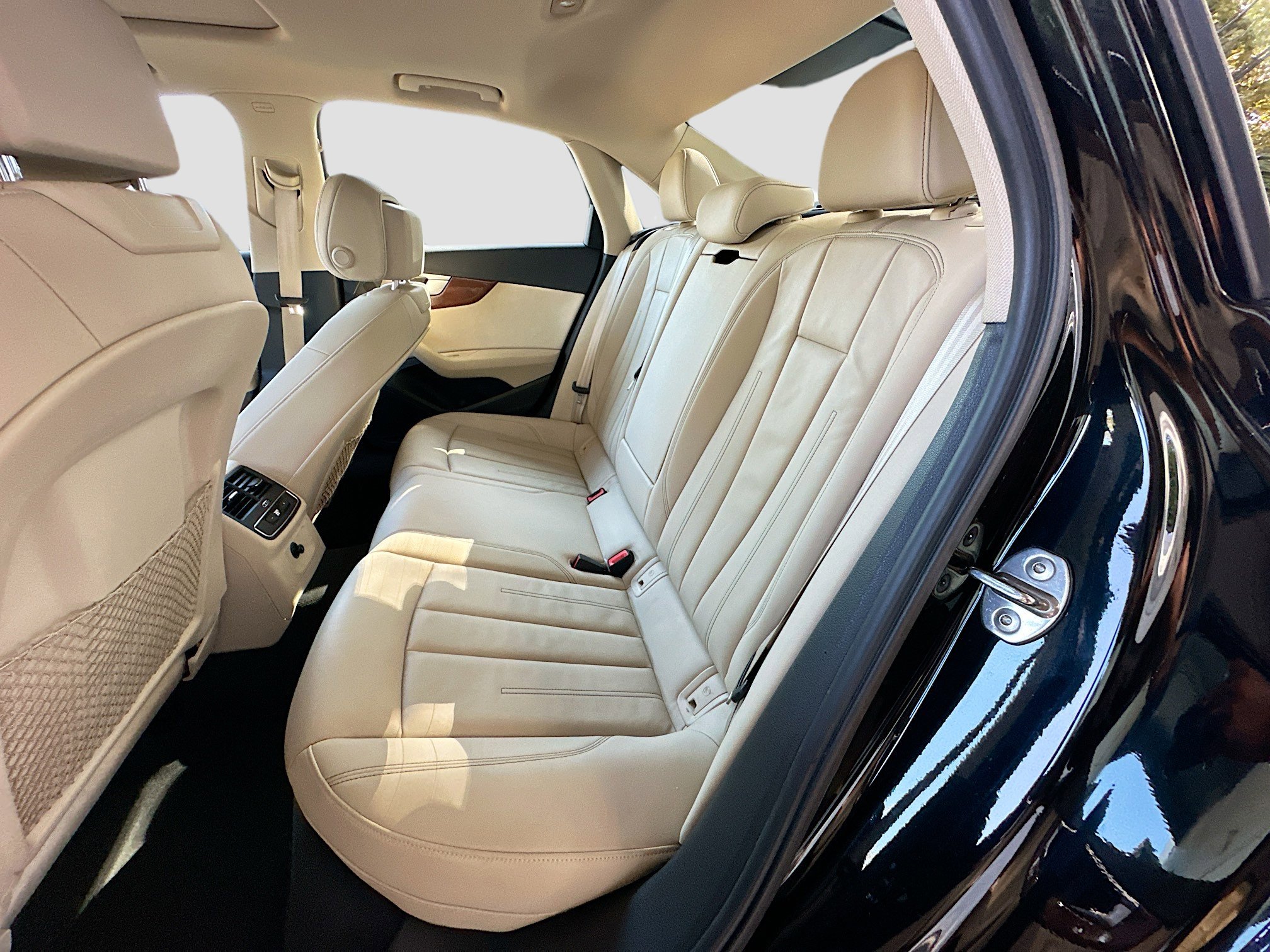 Used 2021 Audi A4 2.0T Premium w/ Convenience Package image 24