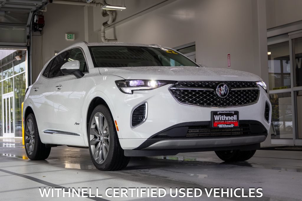 Used 2022 Buick Envision Avenir w/ Technology Package II FWD image 2