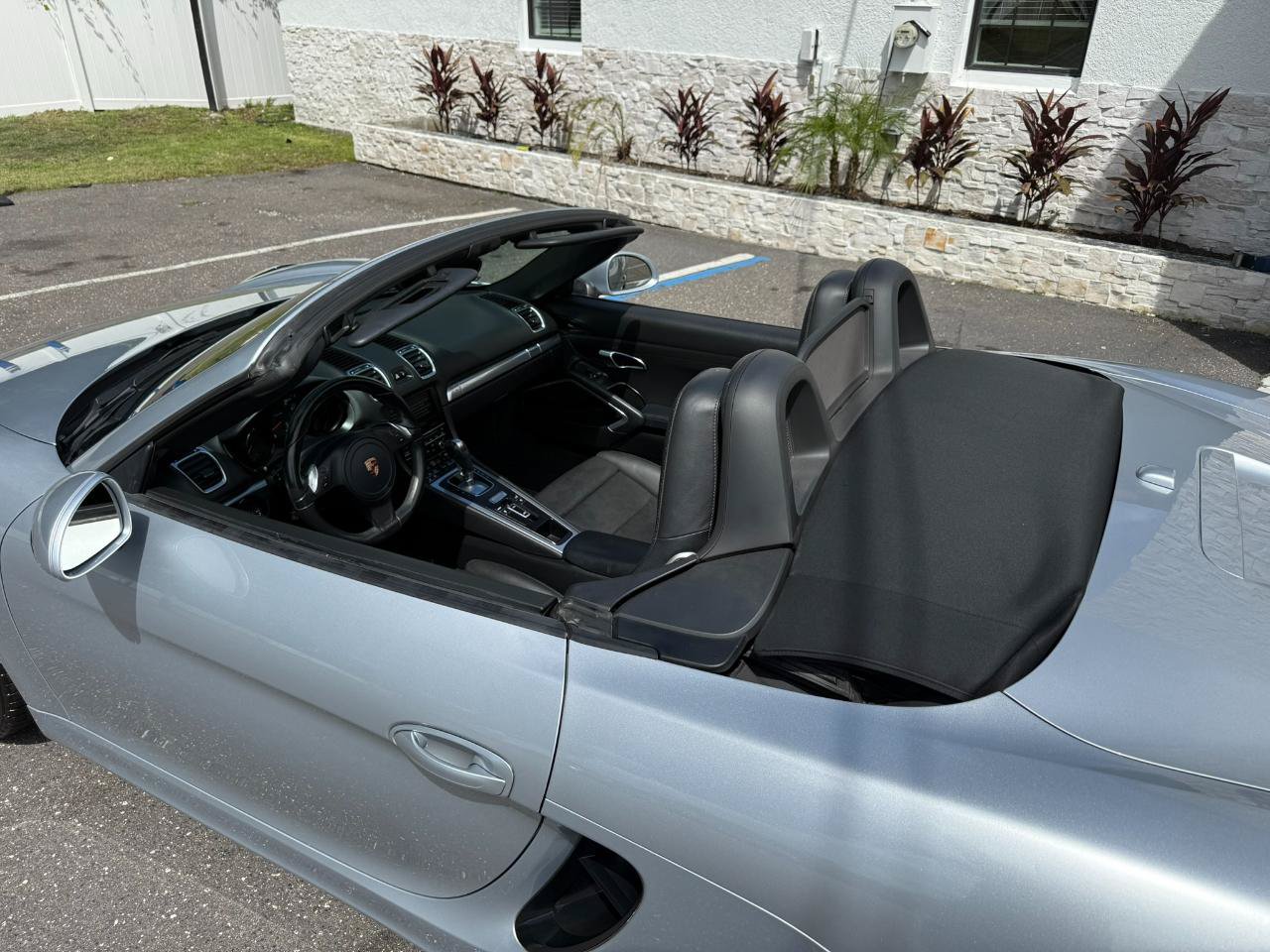 Used 2015 Porsche Boxster RWD image 9