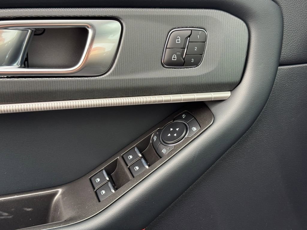 New 2026 Ford Explorer ST image 26