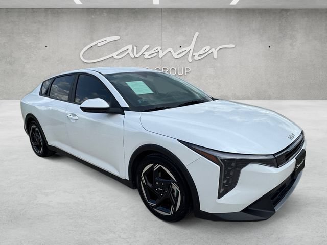 Used 2025 Kia K4 EX FWD image 2