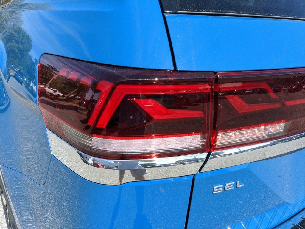 New 2025 Volkswagen Atlas SEL Premium R-Line image 14
