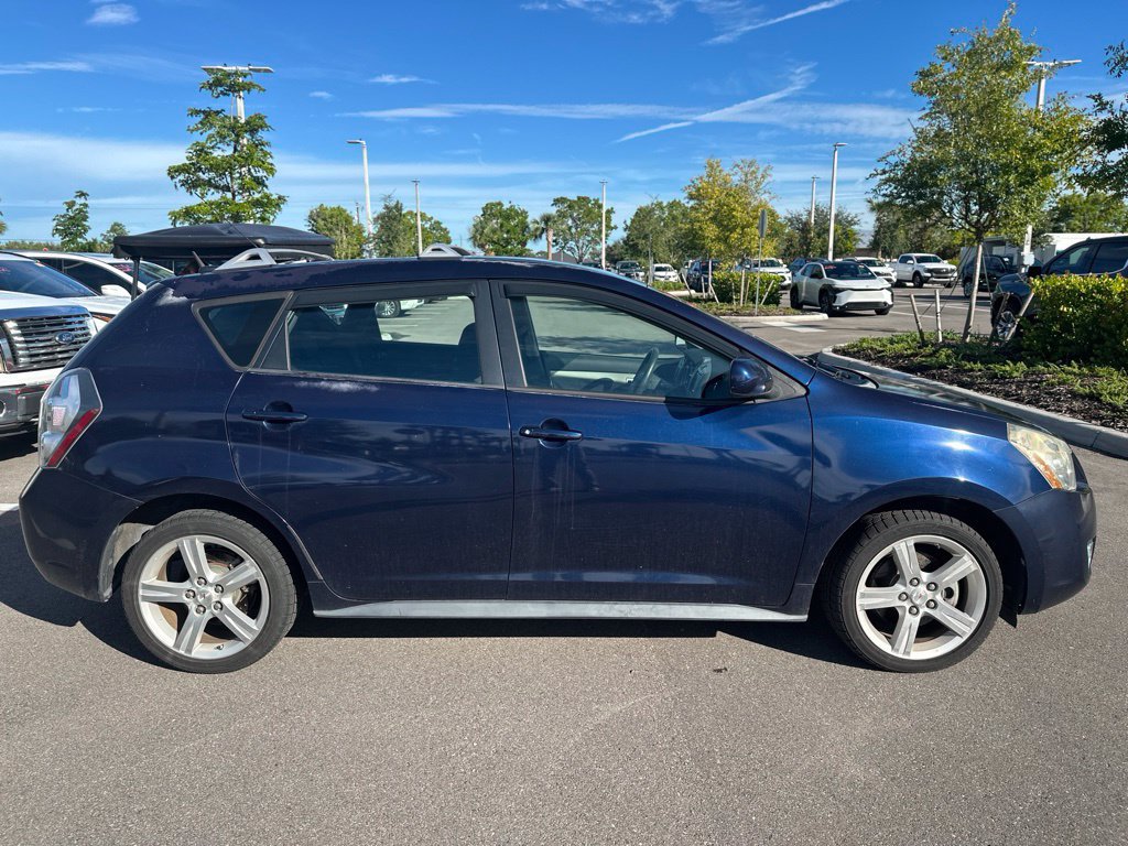 Used 2010 Pontiac Vibe AWD w/ Preferred Package image 6