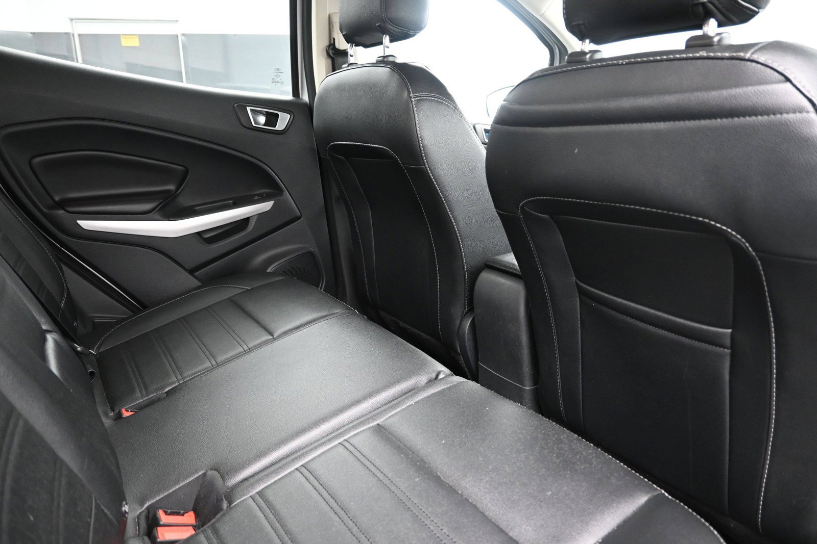 Used 2021 Ford EcoSport Titanium FWD image 23