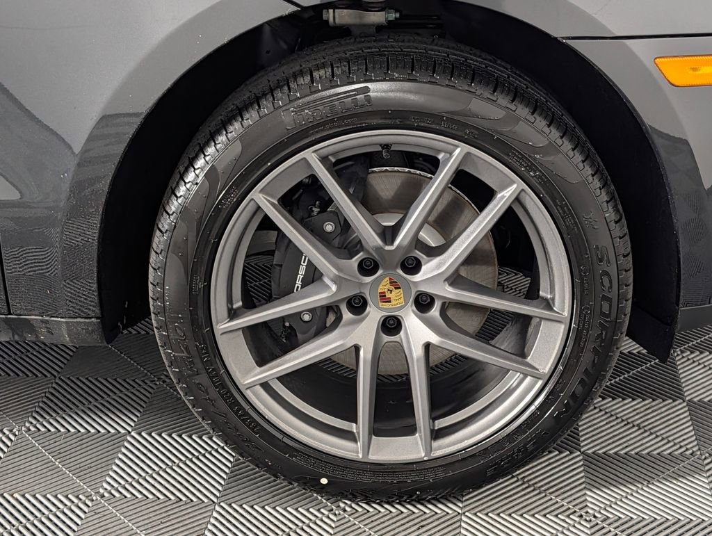 New 2026 Porsche Macan image 14