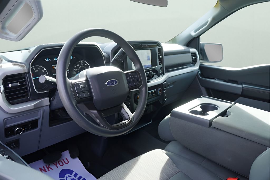 Used 2023 Ford F150 XLT w/ Trailer Tow Package image 17