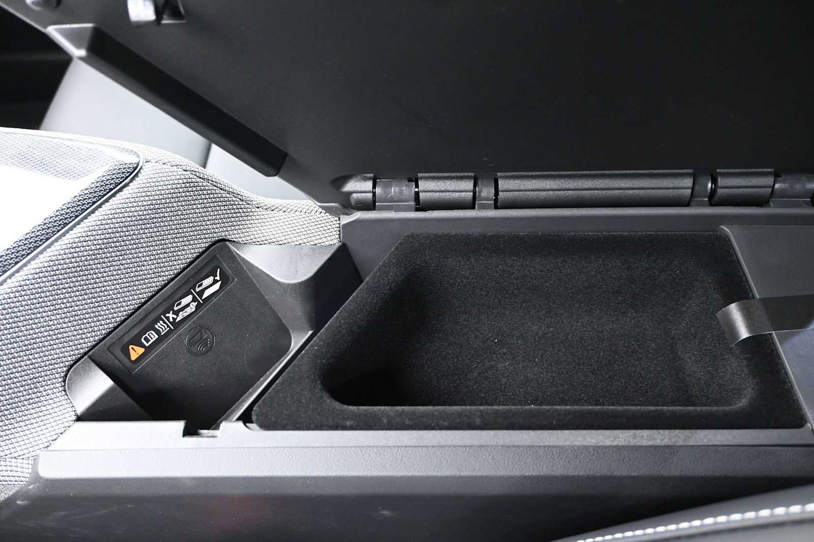 New 2027 Cadillac Optiq Sport AWD/4WD image 19