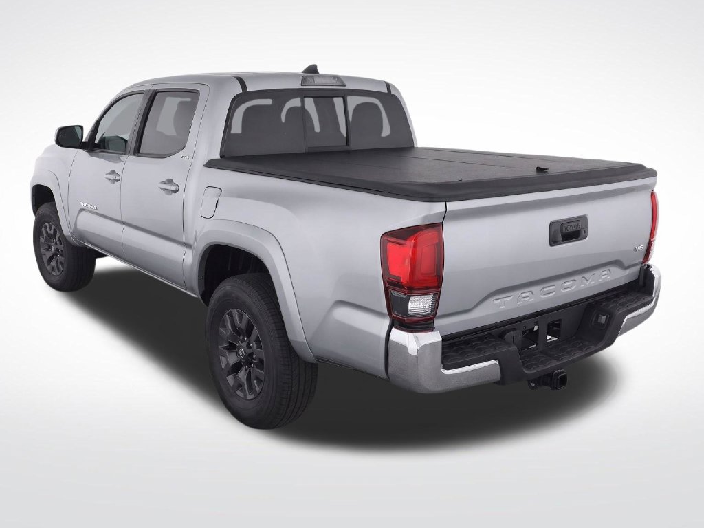 Used 2023 Toyota Tacoma SR5 RWD image 4