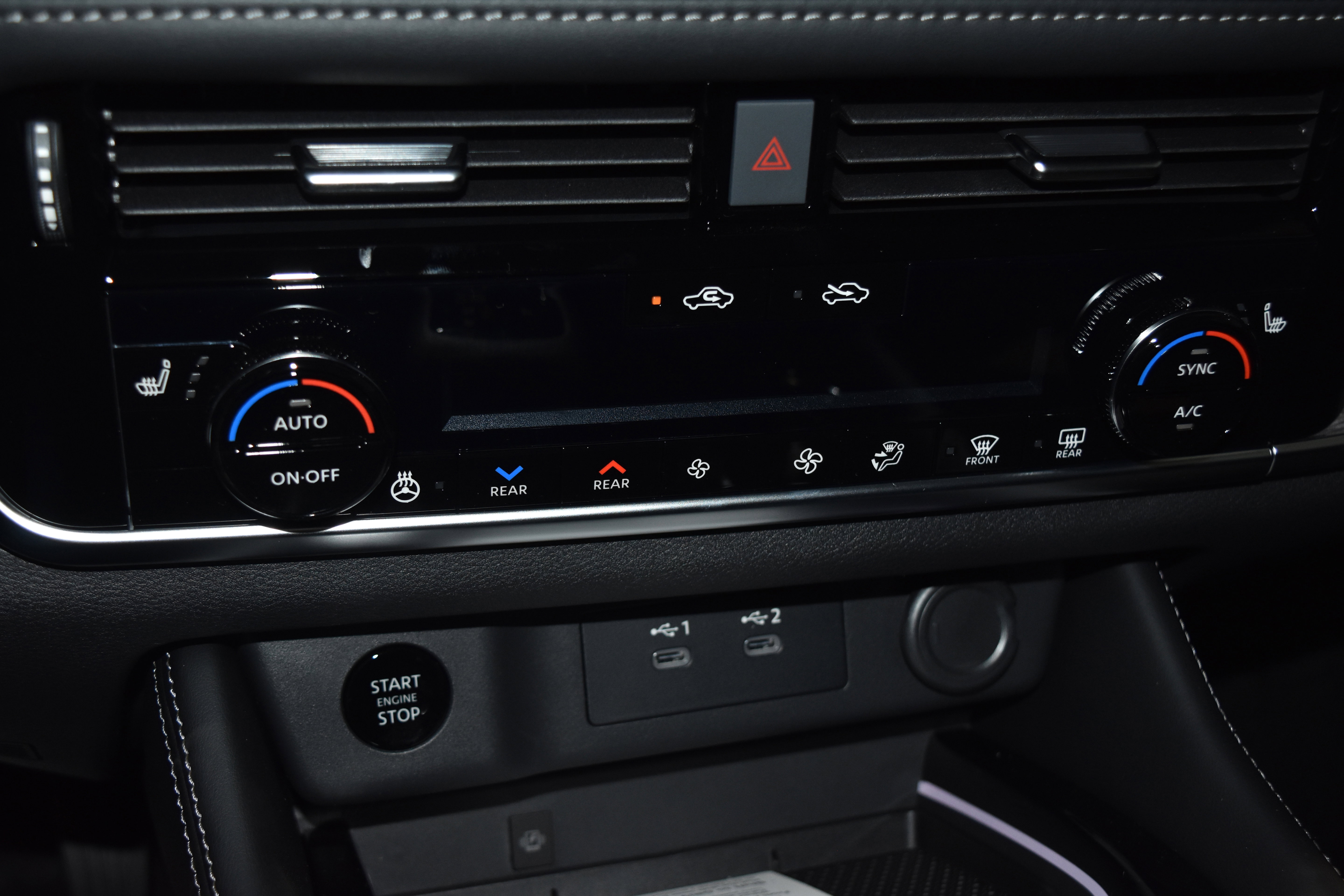 New 2026 Nissan Rogue Platinum w/ Platinum Premium Package image 11