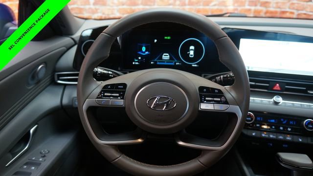 Used 2023 Hyundai Elantra SEL w/ Convenience Package image 12