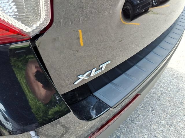 Used 2024 Ford Explorer XLT AWD/4WD image 11