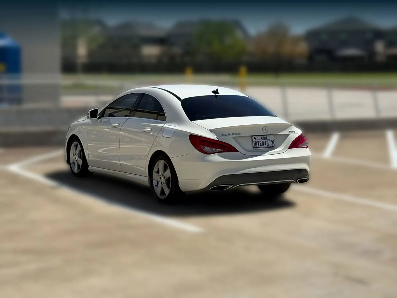 Used 2017 Mercedes-Benz CLA 250 4MATIC image 5