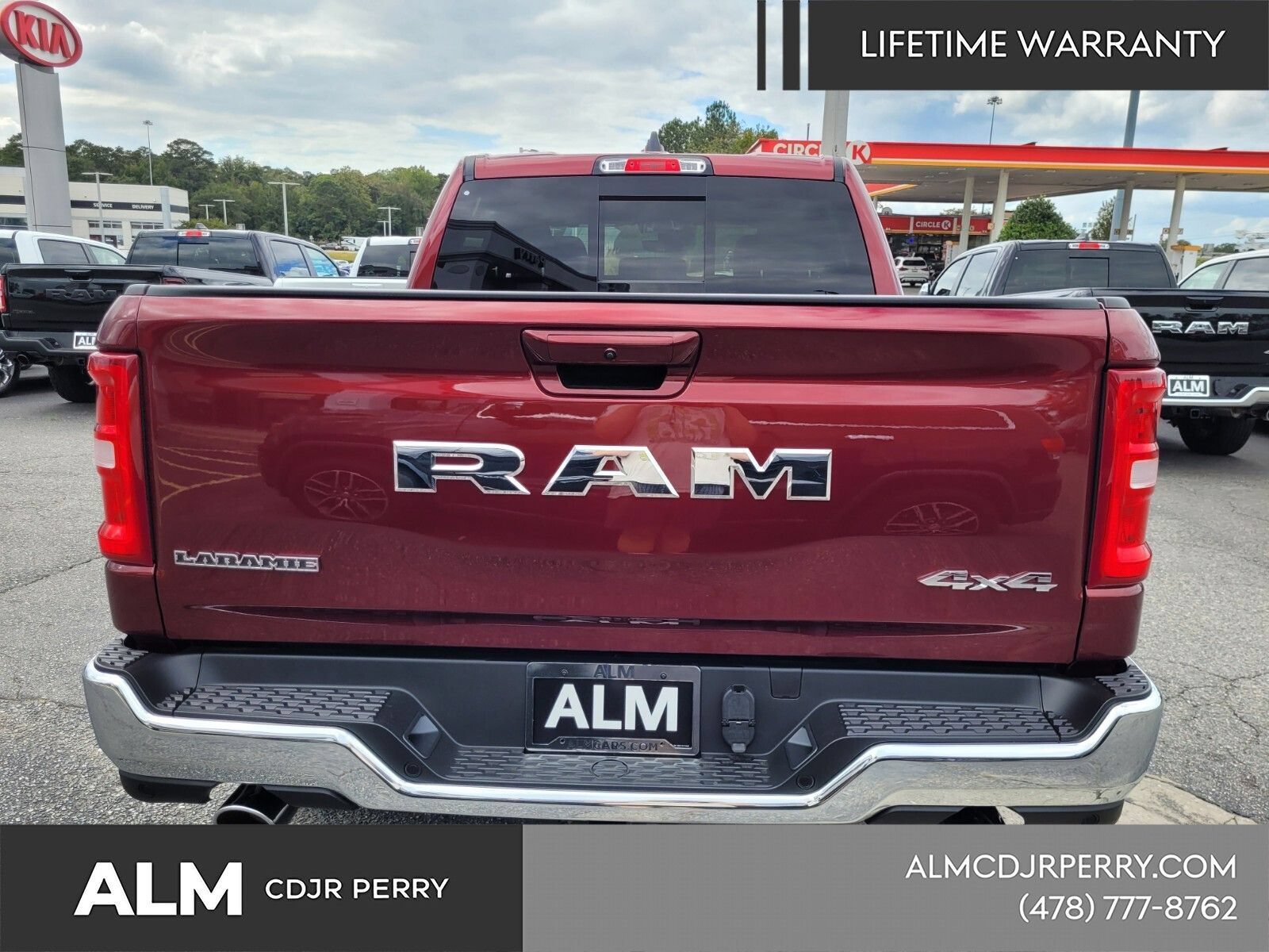 New 2026 RAM 1500 Laramie AWD/4WD image 13