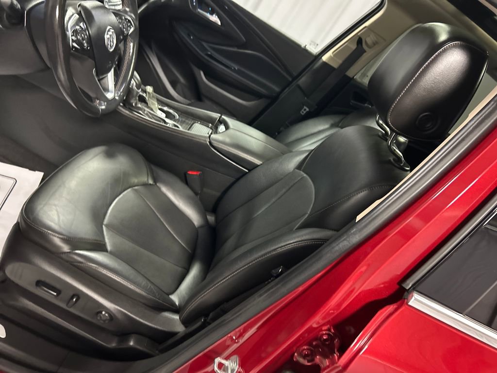 Used 2017 Buick Envision Essence FWD image 10