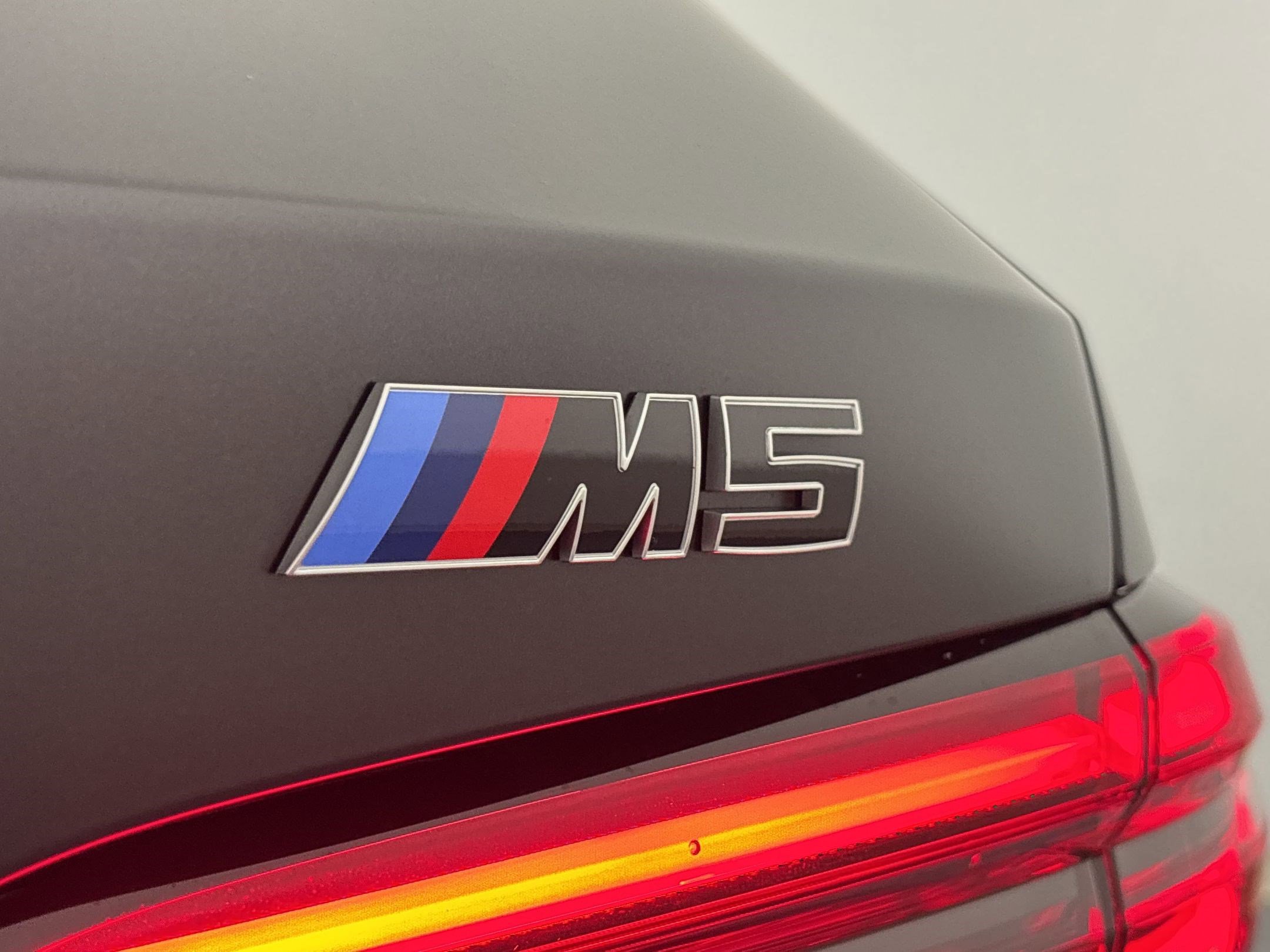 New 2027 BMW M5 Touring AWD/4WD image 36