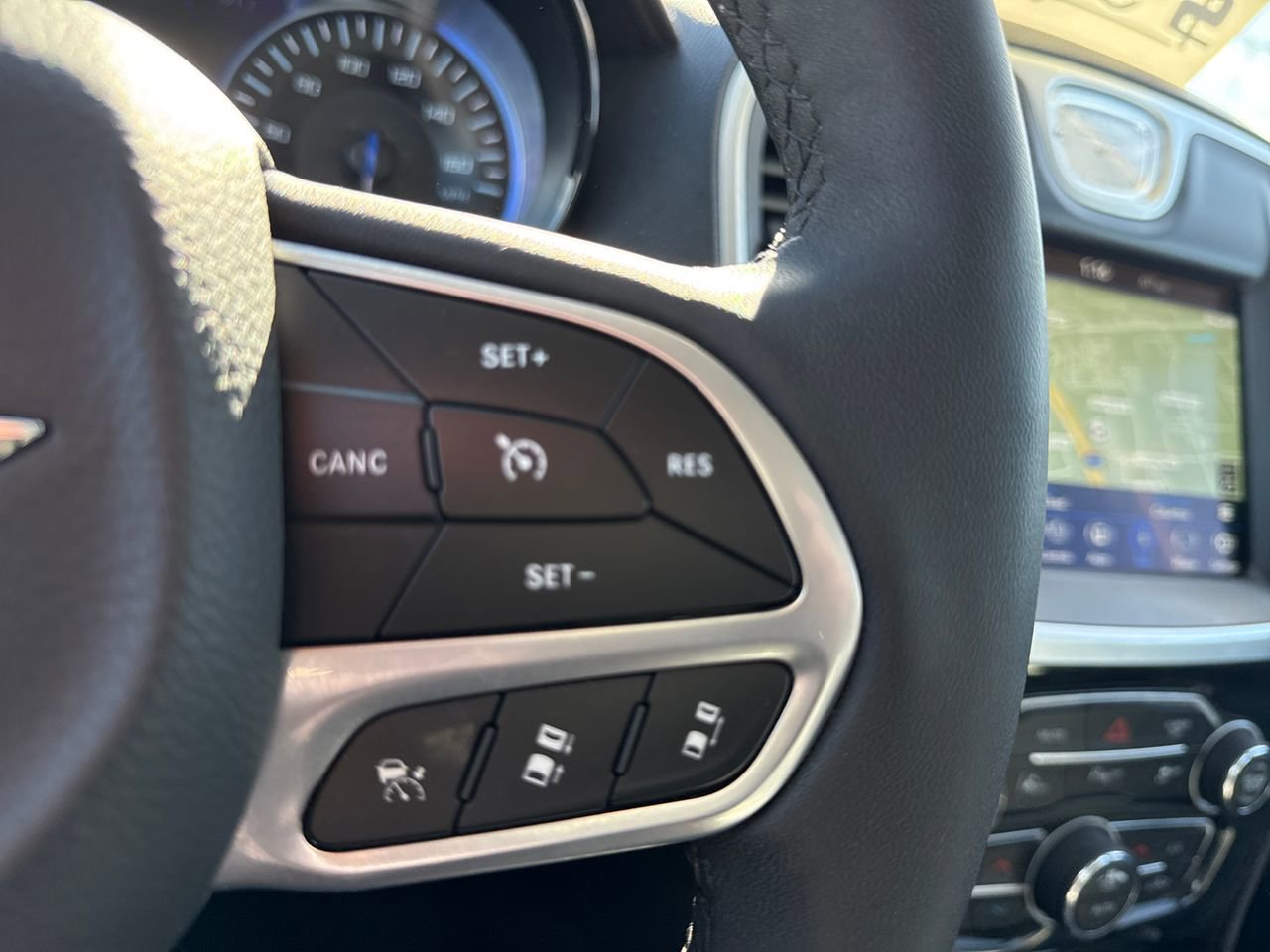 Used 2023 Chrysler 300 Touring L w/ Popular Equipment Group image 26