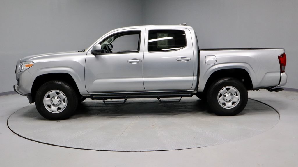Used 2023 Toyota Tacoma SR AWD/4WD image 7