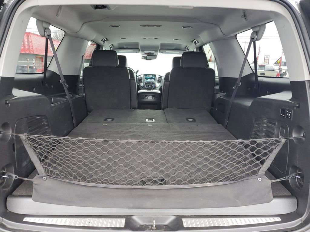 Used 2017 Chevrolet Suburban LT w/ LT Signature Package image 32