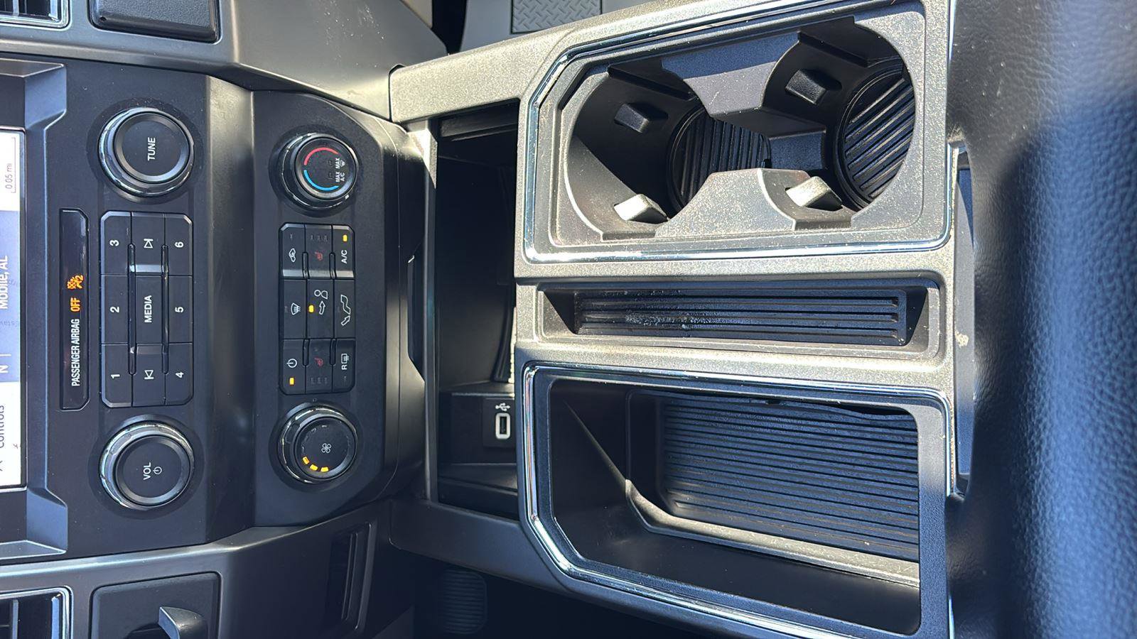 Used 2020 Ford F150 XLT w/ Equipment Group 302A Luxury image 33