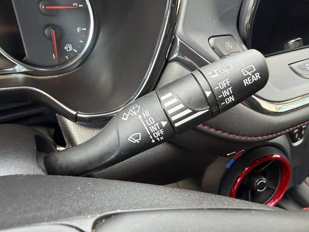 Used 2025 Chevrolet Blazer RS FWD image 22